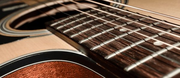 Guitar Wood: A Guide to the Tonewoods Used in Guitar Building