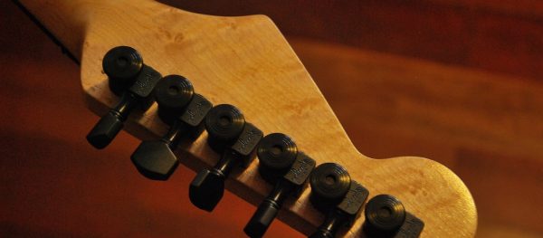 Are Locking Tuners Worth It? Advantages, Trade-Offs & Changing Strings