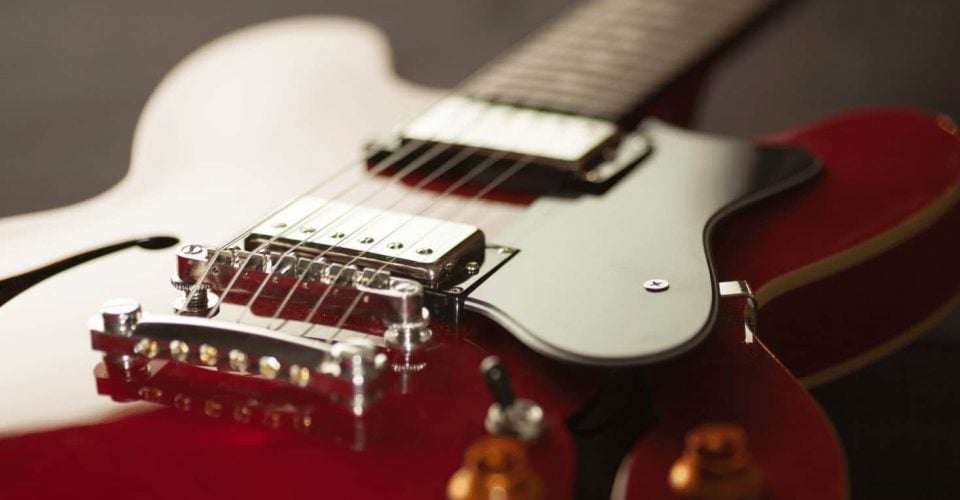 Round Core Guitar Strings vs. Hex Core Guitar Strings: Pros and Cons