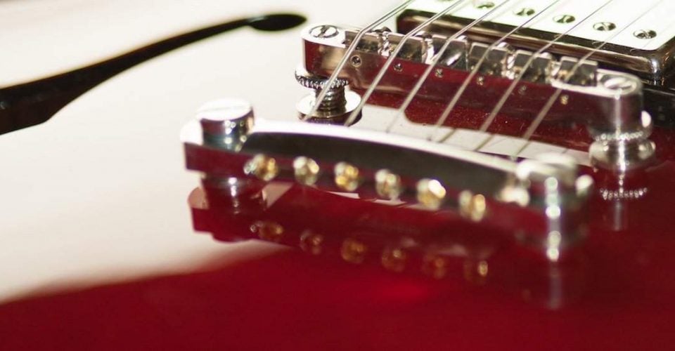 Our Top Guitar String Gauges for Semi-Hollow and Hollow-Body Guitars